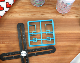 Minecraft Familiar Faces Set 2 Cookie Cutters- Bee, Chicken, Ocelot, Pig, Sheep