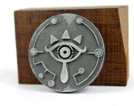 Zelda Sheikah Eye Legend of Zelda Breath of the Wild Necklace - Nintendo/Zelda Gift