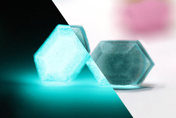 Zelda Earrings Glowing Rupee -Stainless Steel Stud- Legend of Zelda Breathe of the Wild - Nintendo/Zelda Gift