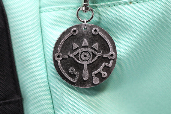 Zelda Sheikah Eye Legend of Zelda Breath of the Wild Necklace - Nintendo/Zelda Gift