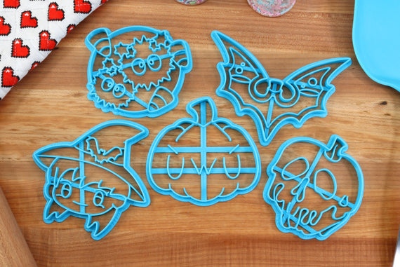 Anime Halloween Cookie Cutters - UWU Pumpkin, Anime Witch, Bat Potion, Skull Apple, Sugar Sprite - Kawaii gift for Anime Lovers