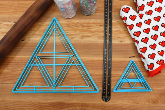 XL 12 Inch Triforce Cookie Cutter -  Zelda Cookie Cake  - Breathe of the Wild Cookie Cutter /  Nintendo Gift