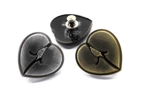 Anime Heart Booty Pin - Anime Gift for Anime Fans - Kawaii Gift Idea