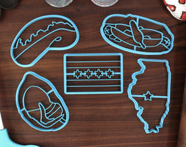 Illinois Cookie Cutters - Chicago Flag, Hot Dog, Cloud Gate, Illinois State Outline, Tully Monster Fossil - IL Gift Idea