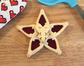 Kingdom Hearts Wayfinder Linzer Tart Cookie Cutter - Kingdom Hearts - LootCaveCo