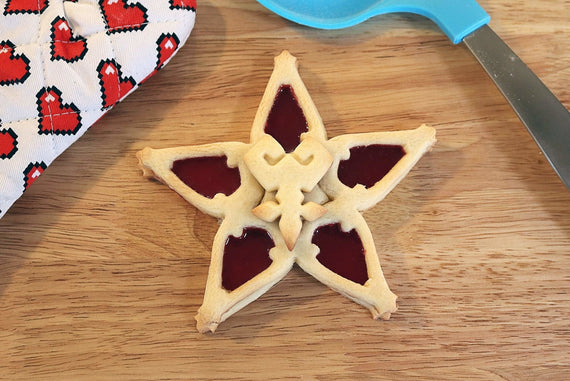 Kingdom Hearts Wayfinder Linzer Tart Cookie Cutter - Kingdom Hearts - LootCaveCo