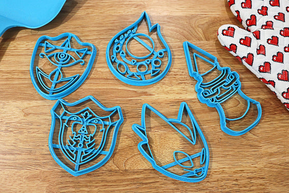 Legend of Zelda Cookie Cutters - Hookshot, Bombchu, Stamina vessel, Mirror Shield, Mask of Truth - Breath of the Wild / Nintendo Gift - LootCaveCo
