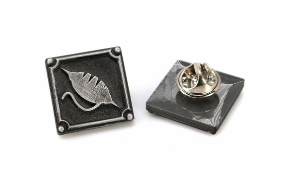 Weaver FFXIV Crafting Pin - WVR Metal Resin, Disciple of the Hand Final Fantasy 14 FF14 - LootCaveCo